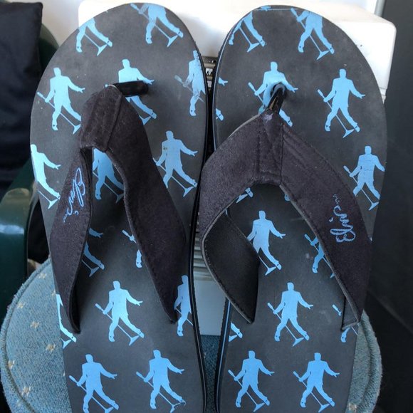 Elvis Presley Unisex Flip-Flops - Picture 1 of 2